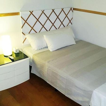 Apartament Sagrada Familia Bed & Breakfast Barcelona Bagian luar foto