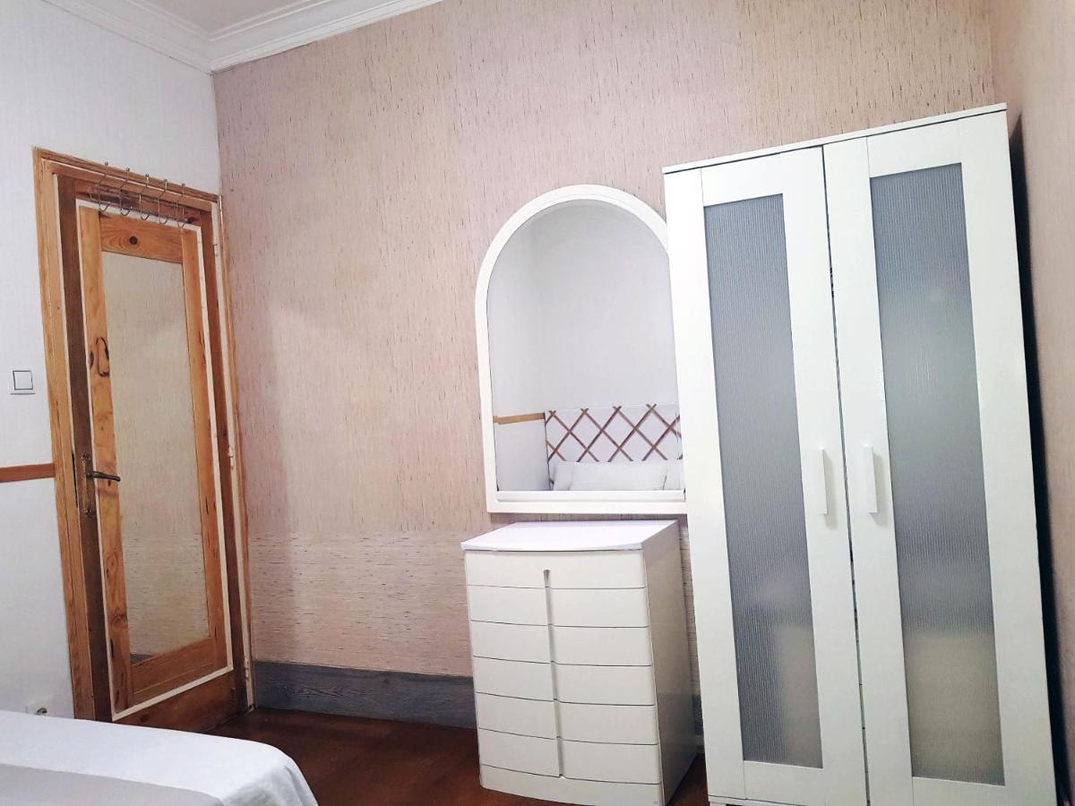 Apartament Sagrada Familia Bed & Breakfast Barcelona Bagian luar foto